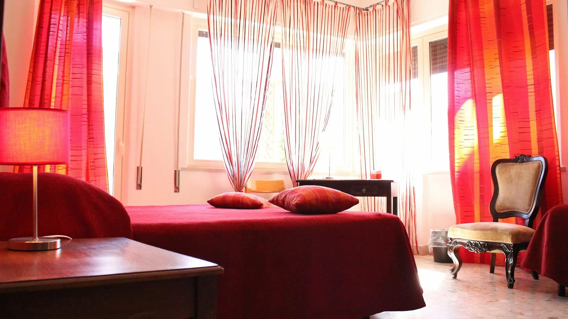 Hotel Amelie Palermo 3*,